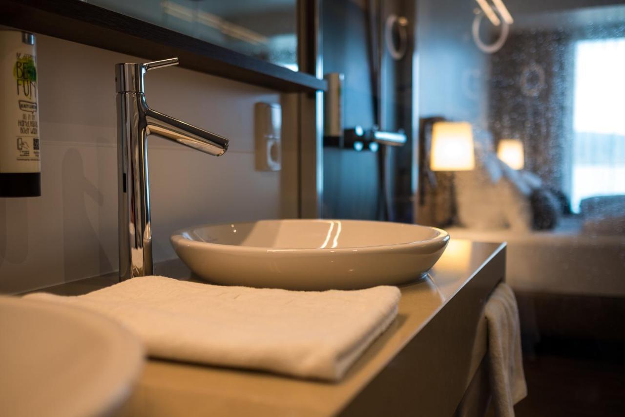 Rebhan'S Business Und Wellness Hotel Neukenroth 外观 照片